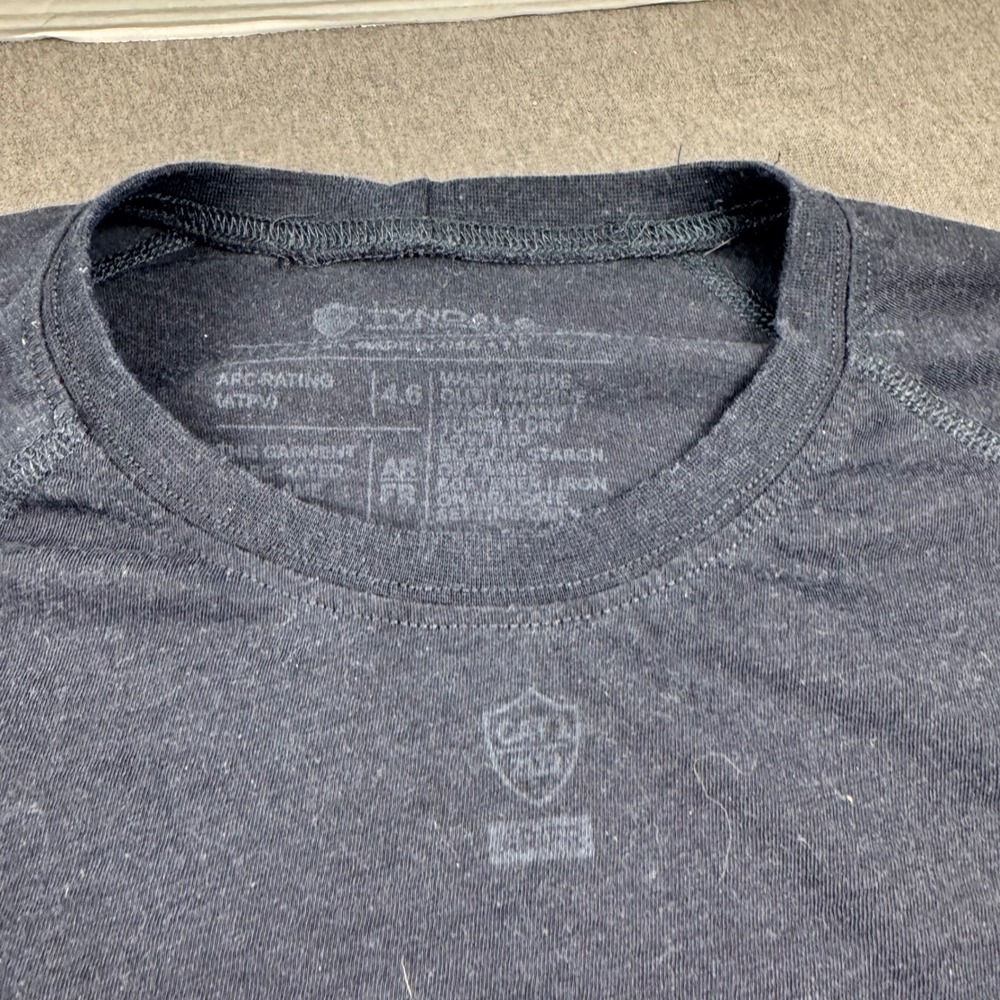 Tyndale FR Mens Long Sleeve T-Shirt Navy Blue CAT 1 NFPA 2112 Size Small/meduim‎